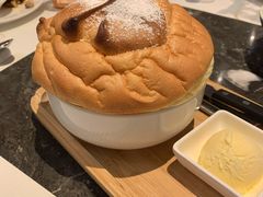 -港丽餐厅(高德置地店)