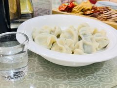 -大鸭梨烤鸭店(金顶街店)