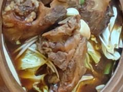 -老鼎万春卤菜(五代传承创始老店)