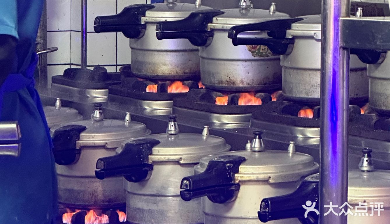 无限量生蚝，生蚝自由吃到撑~