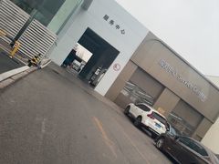 -TESLA 特斯拉(北京南四环中路特斯拉中心)