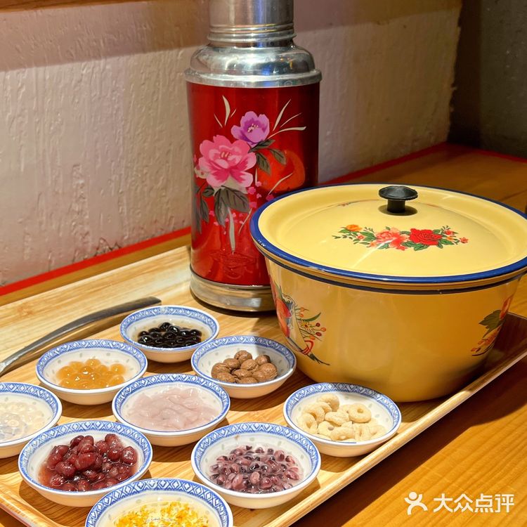 哥老官的绝世牛蛙，我一个人炫掉四只蛙🐸