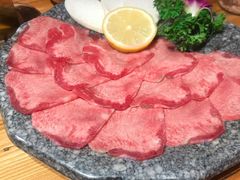 特级厚切牛舌-万兴佳烤肉·长白山老味道(宏泰广场店)