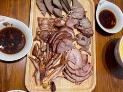 -老天桥酱肉烧饼夹肘子(天桥店)