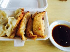 -小董骨汤馄饨店(通扬路店)