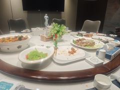 -民族手抓羊肉馆·烤全羊