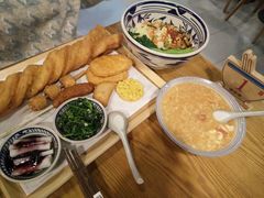 -头壹号 大油条·老长沙盖码饭(北辰店)