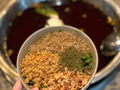 -肖肖酸萝卜鱼火锅(总店)