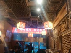 -阿婆情腊排骨火锅(金虹路店)