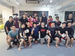 -EFL巴西柔术·综合格斗·泰拳·少儿体能训练(虹桥德必馆)