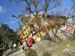 -灵岩山风景区