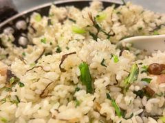 -侬佳蒸菜馆(听潮店)