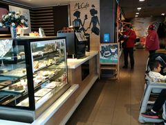 面包甜点陈列柜-麦当劳(南京路2店)