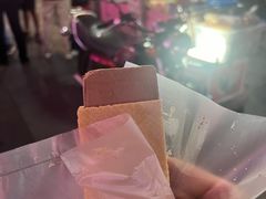 -詹爷爷乌节路街头冰淇淋