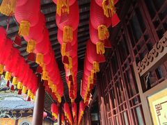 -龙华寺