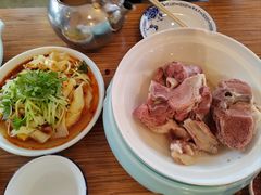 -蒙亨·手把肉·蒙古包餐厅(乌兰察布天恒广场店)