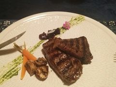 -岸芷汀兰·法餐牛排