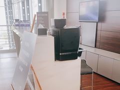 -杭州中升之星奔驰4S店(滨江店)