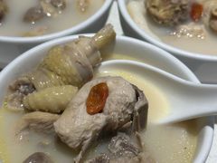 -煲王粤菜餐厅(中侨中心店)