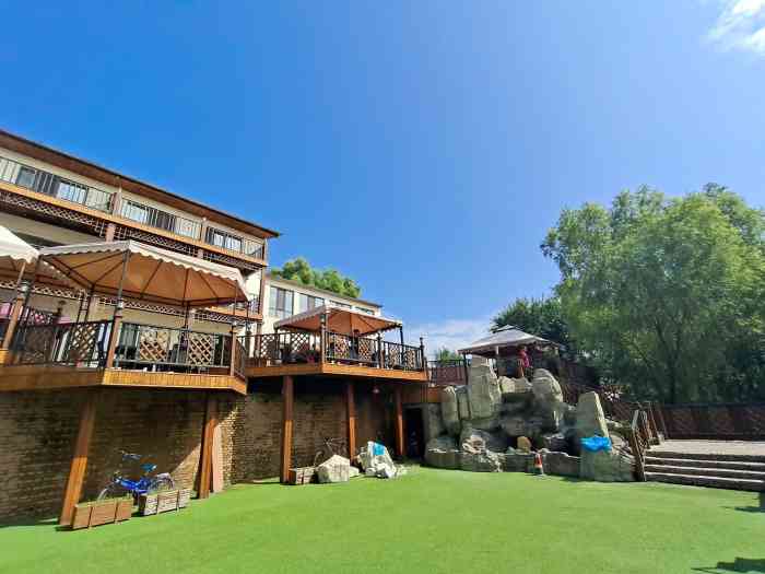 长岭湖涟漪阁会所度假村