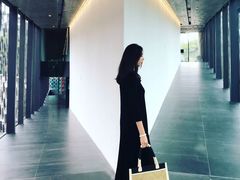 -知美术馆