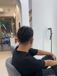 -Esmi艾丝米专业美发沙龙