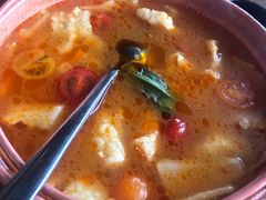 -云海肴·汽锅鸡·云南菜(天山百盛优客店)