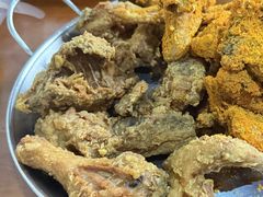 -BHC炸鸡(明洞总店)