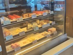 面包甜点陈列柜-麦当劳(新华路步步高店)