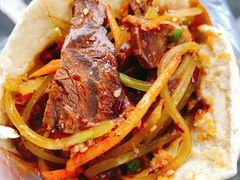 夹猪舌-小陈方酥锅盔(古城总店)