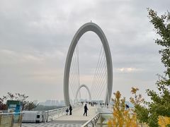 -南京眼步行桥