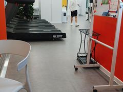 -乐刻运动健身(蓝润摩里中心店)