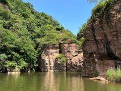 -龙潭大峡谷
