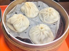 爆汁牛肉汤包-老新隆牛肉锅贴(新街口店)
