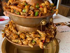 -老佛爷铜炉蛙锅(挂绿店)