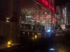 -FOUR PLAY BAR