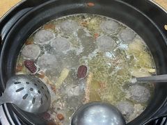 -濠轩阁特色生蚝火锅(水湾路店)