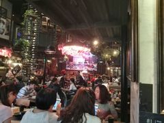 -胡桃里乐队酒馆(鎏嘉码头店)