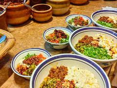 -云阿蛮云南生烫牛肉米线(奉贤路店)