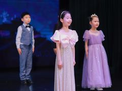 -蓝话筒·少儿成人演讲口才·主持朗诵·戏剧表演(大华第一坊店)
