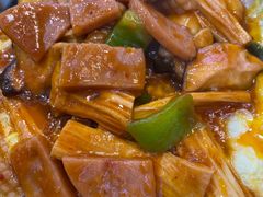 铁板全家福-川湘哥麻辣鸡块(万达店)