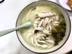 -明呈黄鱼面馆(斜土路店)