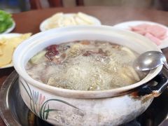 -东巴谷野生菌火锅餐厅