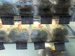 -白玉兰食品甜凤店(合生汇店)
