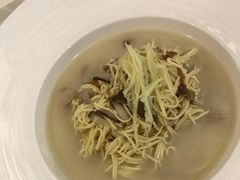 火鸭干丝煲-狮王府淮扬菜(新街口友谊店)