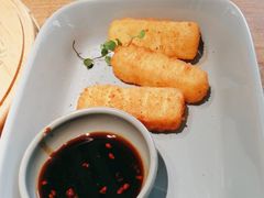 -蜜桃餐厅·伴山(湖滨商业街店)
