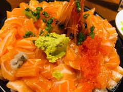 三文鱼火山丼-魔丼屋(日月光店)