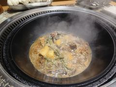 -锅老头海鲜铁锅炖