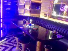 -温莎KTV(珠江路店)