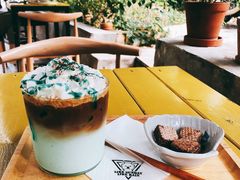 薄荷拿铁-餐酒吧Com-ing Bar(上海路店)